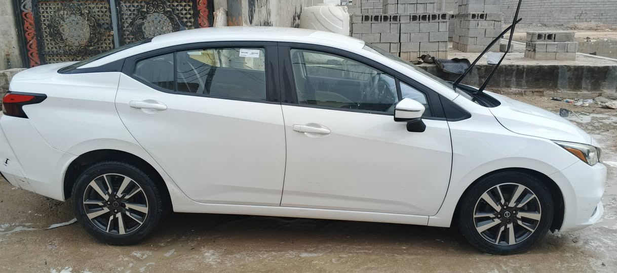 نيسان سني مكسيكي وارد خليجي السيارة مكفوله صبغ وتبديل فقط بارد رقم اربيل باسم شركه موديل ٢٠٢٠ السعر ١١٨ لتواصل ***********
