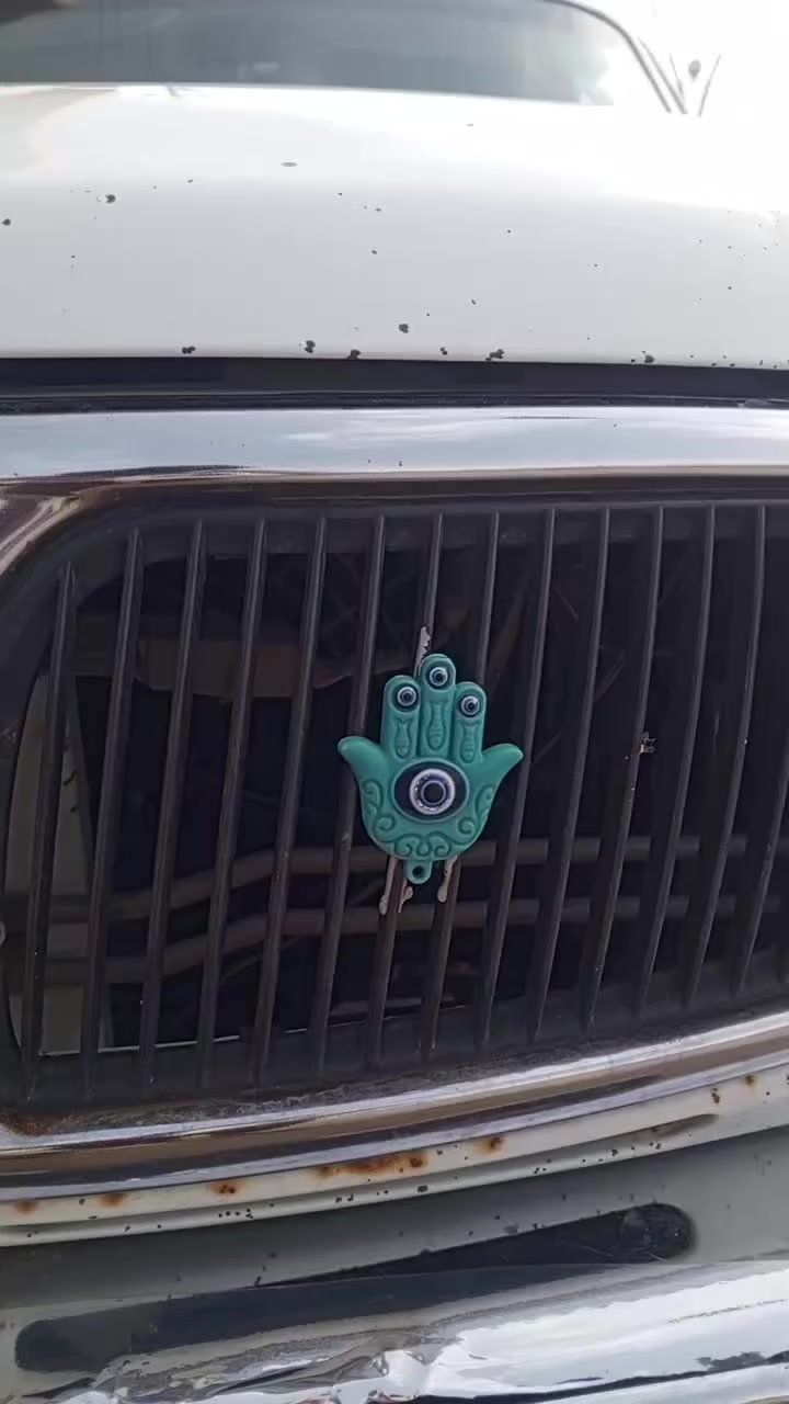 السلام عليكم
فولگه للبيع سياره نضيفه شوفت عينك شراي اتصل على الرقم ***********
