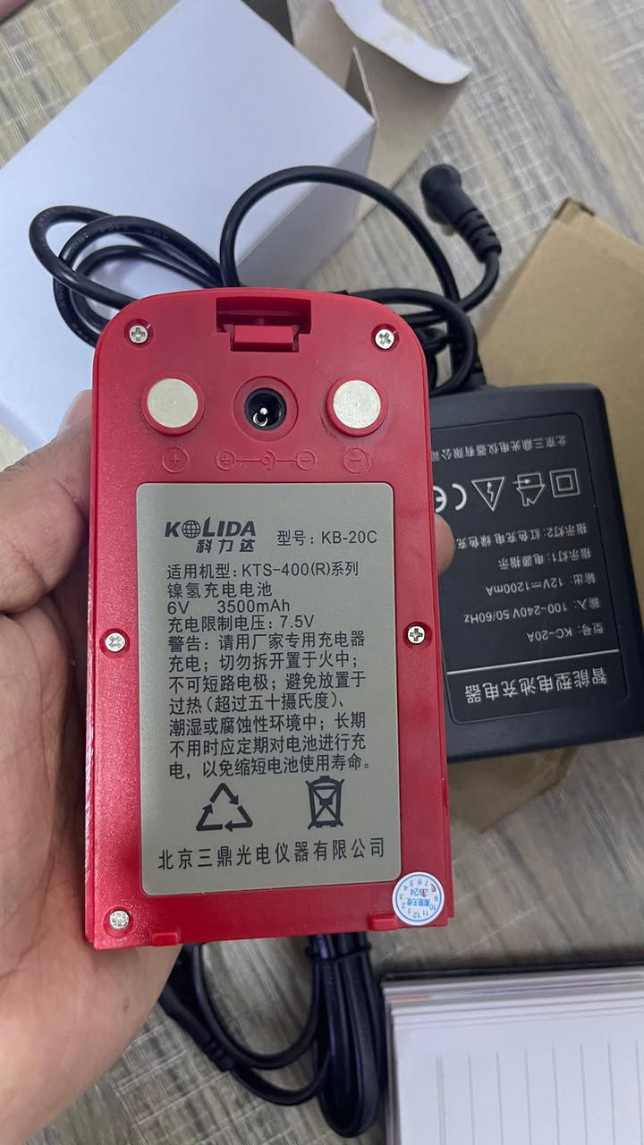 بطاريات بهذا الشكل عدد 4 مع 2 شاحنات مالتهن الي تفيده يخلي سعره …


**إذا كنت صاحب هذا الإعلان وتريد حذفه لأي سبب، رجاءا أرسل رسالة إلى الدعم الفني**