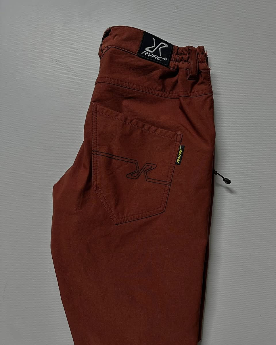 سڵاو و ڕێز
کۆماندۆ سویدی
بڕاندی  سویدی 🇸🇪 RVRC 
ڕیڤەلوشن ڕەیس  

ئۆرجیناڵ خاوێنی %100

کەمەر 32-33
ڕەنگی خەنەیی

درێژی 106 سم

گەیاندن بۆ سەرجەم شارەکان بەردەستە
کەناڵی تیلیگرام
https://t.me/davarsstore


**إذا كنت صاحب هذا الإعلان وتريد حذفه لأي سبب، رجاءا أرسل رسالة إلى الدعم الفني**