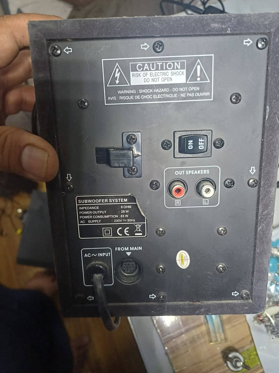 مضخم صوت (subwoofer) من العلامة التجارية Wharfedale.
السعر 20 الف 
توصيل بغداد 5
محافظات 6


**إذا كنت صاحب هذا الإعلان وتريد حذفه لأي سبب، رجاءا أرسل رسالة إلى الدعم الفني**
