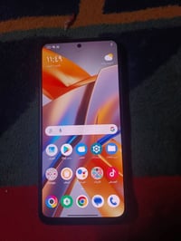 بوكو M5x • ٢٥٦ • شاشة مكسورة