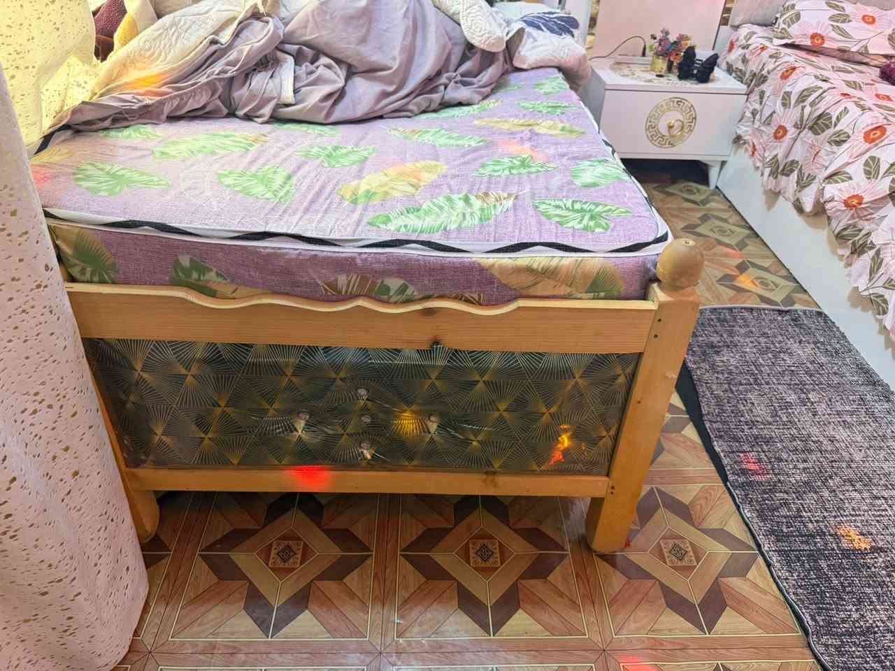 جربايه. للبيع بعدها جديده هيا ودوشك. 60 قفل


**إذا كنت صاحب هذا الإعلان وتريد حذفه لأي سبب، رجاءا أرسل رسالة إلى الدعم الفني**