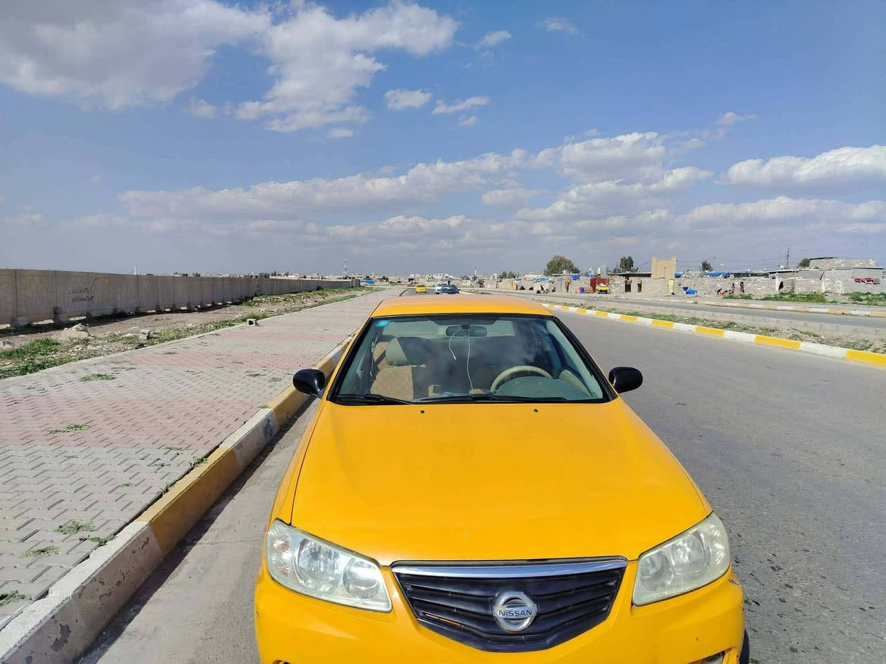 بيع سريع نيسان صني ياباني موديل 2011بدون ظرار بدون تبديل  رقم بغداد دولي. كير محرك تبريد  جوم كهرباء ي تاير جديد صدر جديد. نقابه مصفر.  كير عادي.  شرط تحويل. سعر 88.............***********
