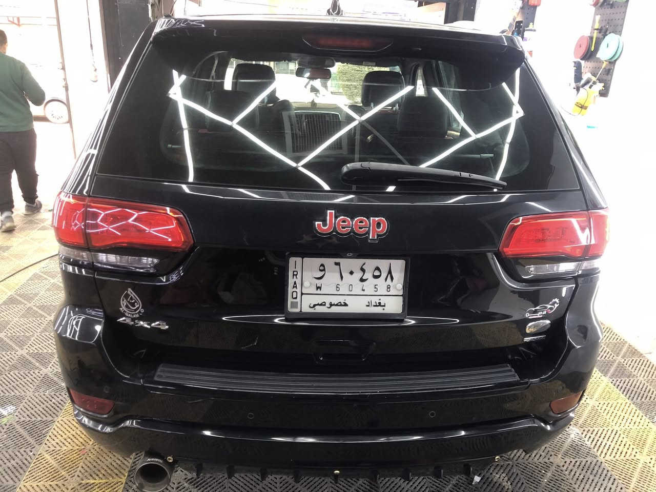 السلام عليكم عدي جيب كراند شيروكي اوفرلاند 2014اسود خليجي بدون حادث وبدون صبغ كاميرا حساسات اماميه وخلفية فتحه بانوراما صندوق كهربائي مري كهربائية تدفئة بالمقاعد والستيرن والمري الجانبية تحكم ستيرن شاشة كبيره وشاشة عطلات ستيرن ومقاعد ميموري جكات ماشية 14400كم  رايدها ب22$  تتواصل د علي ***********
