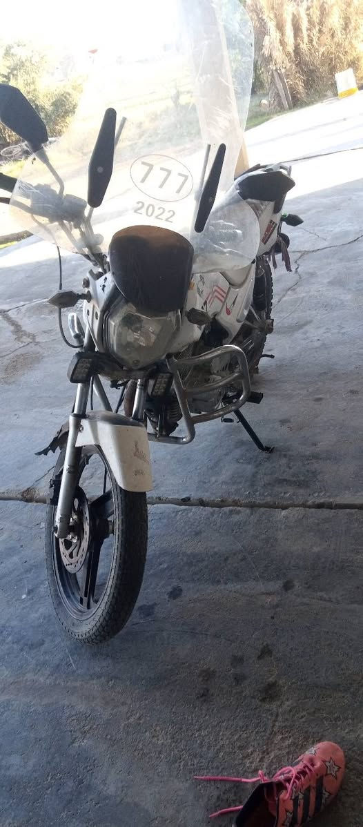 موطور MZللبيع موديل 2019محرك نظيف مامفتوح محرك كهربايتها شغله سلف شغال العنوان مشاه ***********
موشراي لايتصل 800بي مجال
