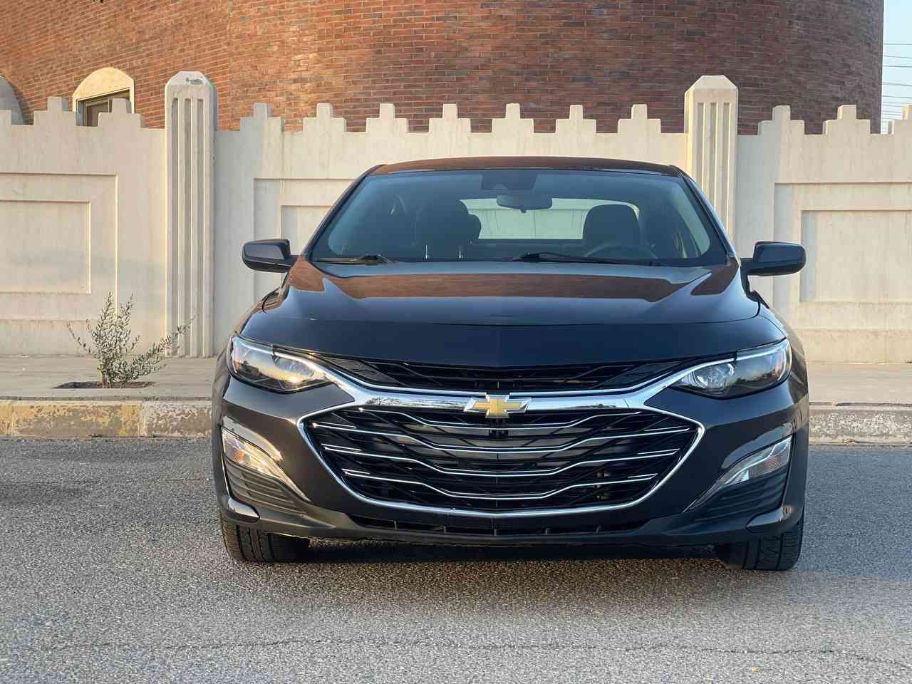 شفروليه ماليبو  LT موديل 2023 بدون صبغ بدون بارد
______________________
موصفات:
بصمة 
تشغيل عن بعد
ابواب بصمه
شاشة 
كاميرا
ردار
نقطة العمياء
تحديد المسار
تحديد السرعة 
كشن كهربائي
تبريد امامي وخلفي

بيع او مراوس مع سيارات ارقام شمالية فقط   
السعر 131
ايرباك استيرن مصلح شركة بشرط—————————————————
‭0770163 6045‬ واتساب 
‭0750371 2536‬
 *********** واتساب
