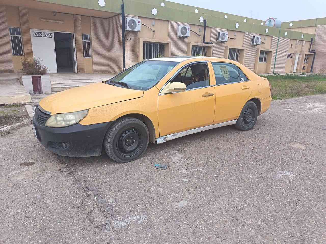 سلام عليكم للبيع بيوايدي موديل ١١ جاهزه محرك كير صدر تبريد خير من الله رقم جديد دولي مصفره من كلشي مكاني بلد ***********
