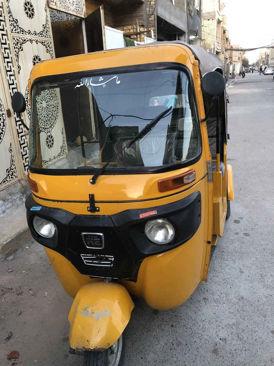 سلام عليك شباب تكتك موديل 20 رقم وسنويه ماكن بغداد الشعب السعر اتصل وتدلل ***********
