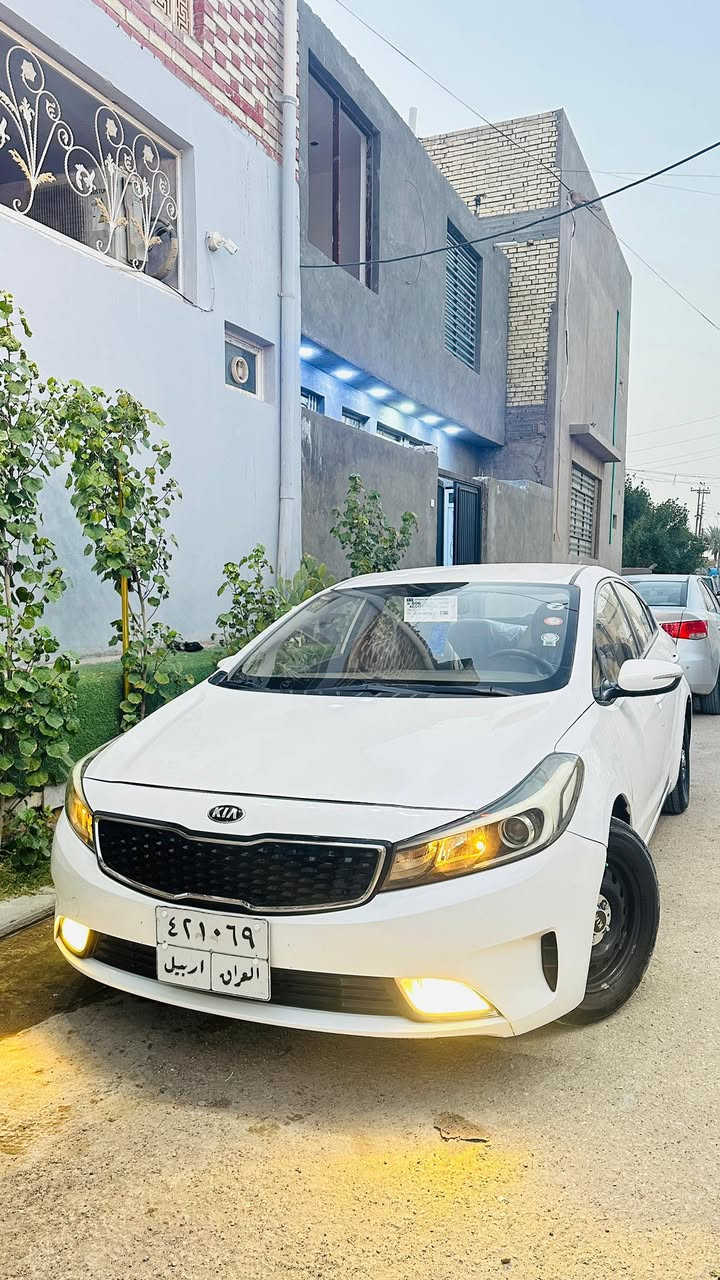 سيراتو خليجي موديل ٢٠١٧ فقط بارد بيه مكانات محرك ١٦٠٠ تخم تاير كير مكينه حداديه جديد السعر ١١٧ مكاني نجف حي المكرمة متواجد وتساب مدفوع فلوس الرقم للشركه مداور بيه وصل رقم اربيل ***********
