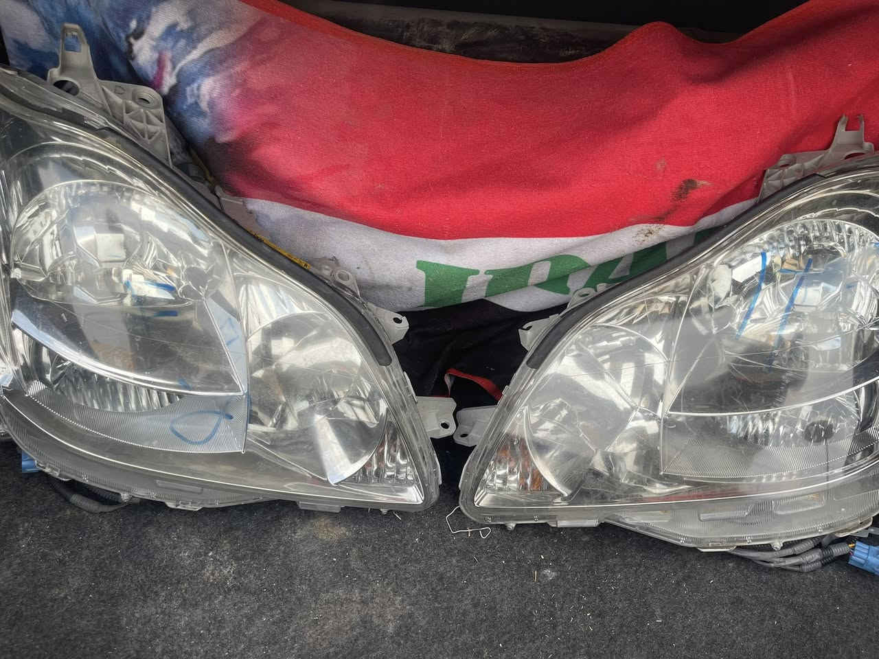 السلام عليكم متاح ليتات شاهين كراون لوك مال كصه حيل نضاف وحلوات بسد شد الشراي يخابر ويتدلل ***********
