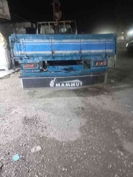 كرين للبيع هينو 
السعر 100$  قفل 
ماكان كركوك 
***********
المو شراي لا يتصل
