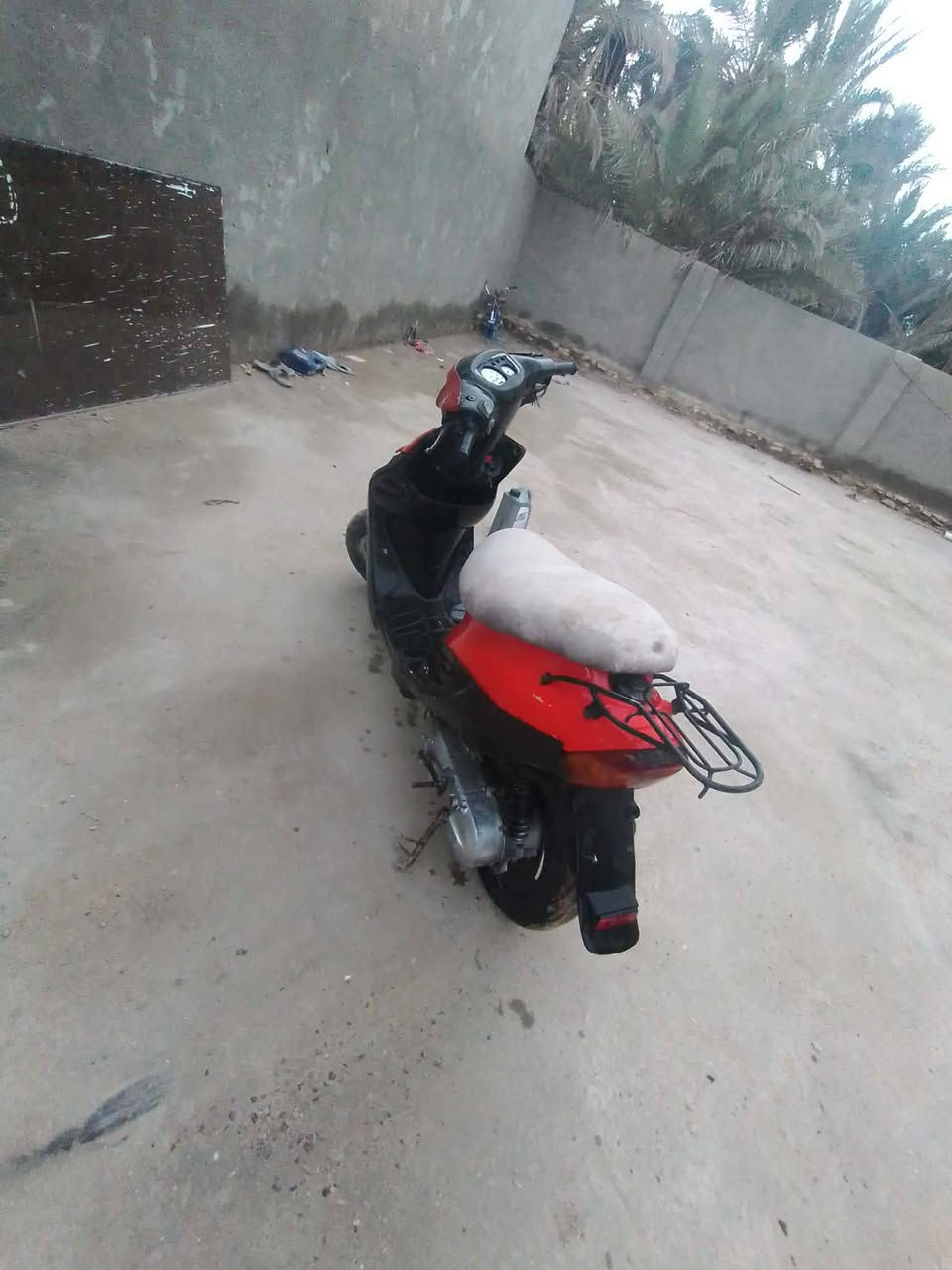 سلام عليكم بيجي شغاله سعرها 125شراي يتصل ***********مكان المجد معلق
