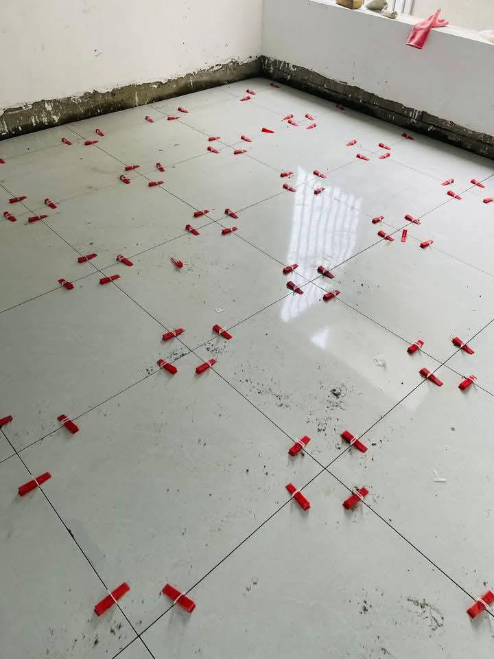 السلام عليكم موجود خلفه متفرغ 
العمل يكون سعر المتر الواحد 5000 الالف  شرط العمل يكون ليزر وتحت اشرف مهندس للاستفسار اكثر الاتصال

 على الرقم***********
