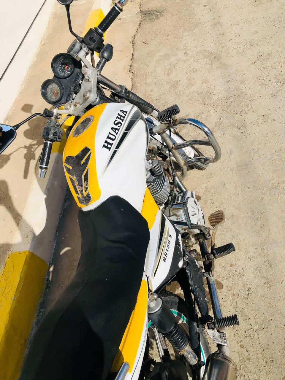 موطور هيوشه للبيع مكمرك وكامل نقصه بس دشبول ودشلي مال سلف سعره ٦٠٠ وبي مجال
المكان الرمادي حي الملعب الرقم الهاتف ***********#ادمن
