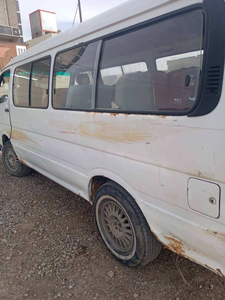 السلام عليكم للبيع فتون 2010 كير محرك جدد راعيها ميت عنده ولد كبار يسون قسام شرعي عنوانهم راح مني نبيع كوم حديد سعرها ٢٠ ورقه  وبيها مجال 
***********
