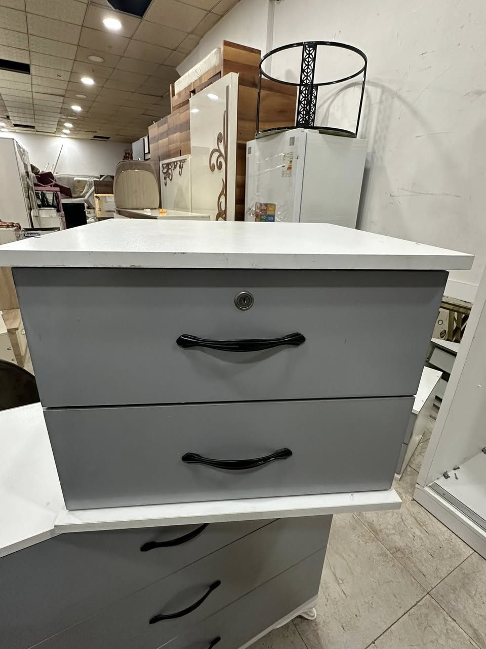 غرفه نوم ام نفر  4 قطع مقابل مجدي مول 
***********
واتس
