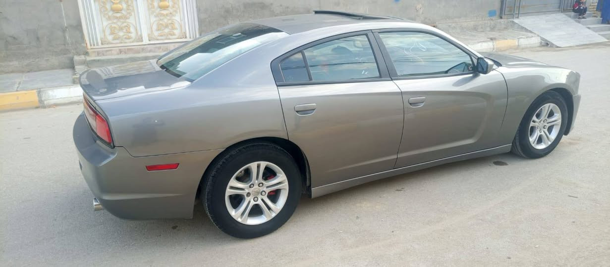 السلام عليكم
شارجر ادوات موديل 2012
 گصة جنطة
دخول جديد
 متومة طبق الاصل دك حاسبة
 رقم بغداد وسنوية
 مواصفات السيارة.. فول واحد على واحد
 رادار امامي خلفي
رادار بالمرايات
تحكم و شفتات ستيرن
خزن ميموري
منضومه زنون 
 گلاصات ماي بارد وحار
كشنات تبريد وتدفئة
شاشة جبيرة 
تخم تاير جديد
حدادية جديدة 
فتحه سقف
مكينه هيمي
مكفولة سرقة و عشائر  
المكان : الناصرية
السعر 55$ بيها مجال حگ الجيه
مكلف بالنشر للتواصل 
الرقم : ***********
