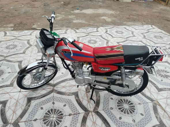 السلام عليكم دراجه للبيع اوراق وكيل خلدون موديل 15          ***********
