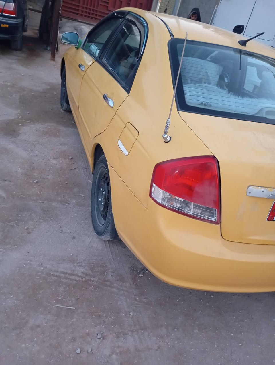 سلام عليكم سبكترا 2009 ليبل واحد مصفره هيئه وغرامات  بيه ضربه في جاملق بجهت عكس السائق مكانه كربلاء رقم ***********
