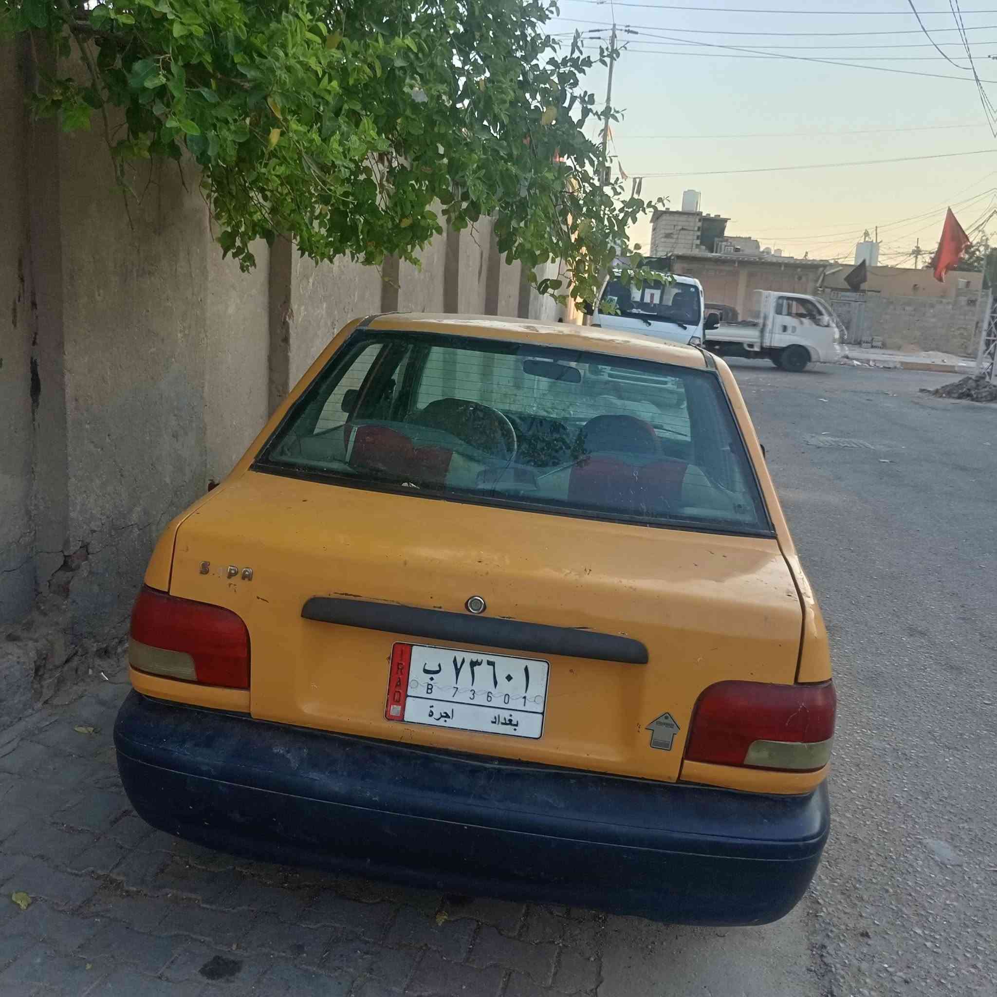 السلام عليكم سياره موديل ١٢ رقم بغداد ألماني سعرها ٢٥٠٠ عراقي بيها خيط بخار مكاني كربلاء للستفسار الاتصال برقم ***********
