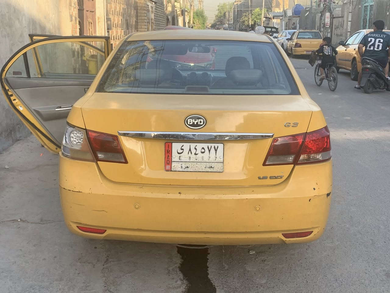 السلام عليكم. بي وأي. دي.  للبيع رقم بغداد ب اسم. صاحبها (مكلف بالنشر) بصمه فتحة سقف السعر 38 وبيها مجال للاستفسار  الاتصال ع الرقم ***********.
