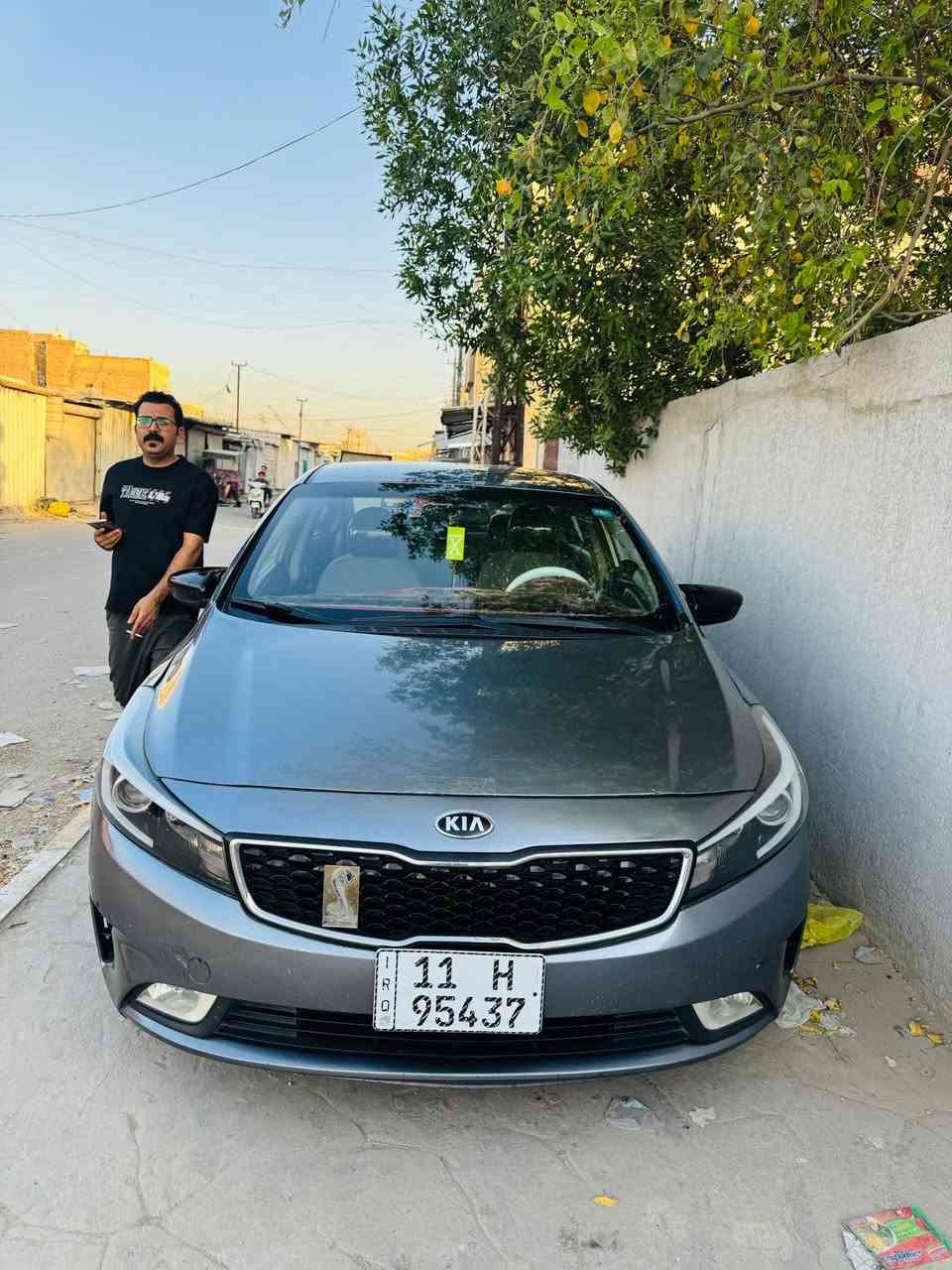 السلام عليكم كيا فورتي 2018 وارد كندي
ماشية 100 او 10 نص فول حادث بنيد مصلح نفسة 
او بي تصليح بدايت الشاصي او بارد بلباب شي بسيط
سعر 115 او بيهة مجال للشراي العنوان الشعب 
رقم الهاتف ***********

