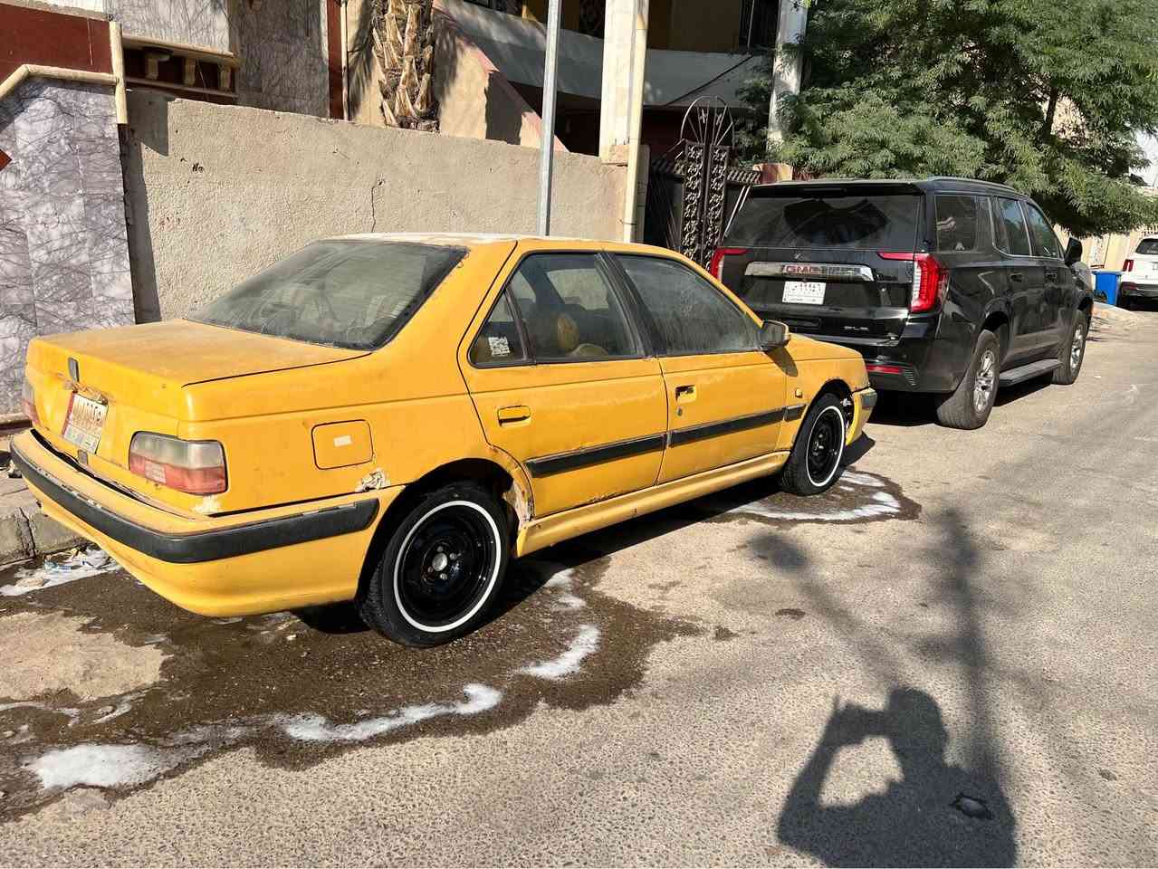 سلام عليكم بيجو بارص مديل 13 راعيه مااندله كوم حديد اتكفل سرقه فقط مكان السياره بصره 
رقمي *********** البصرة, العراق
