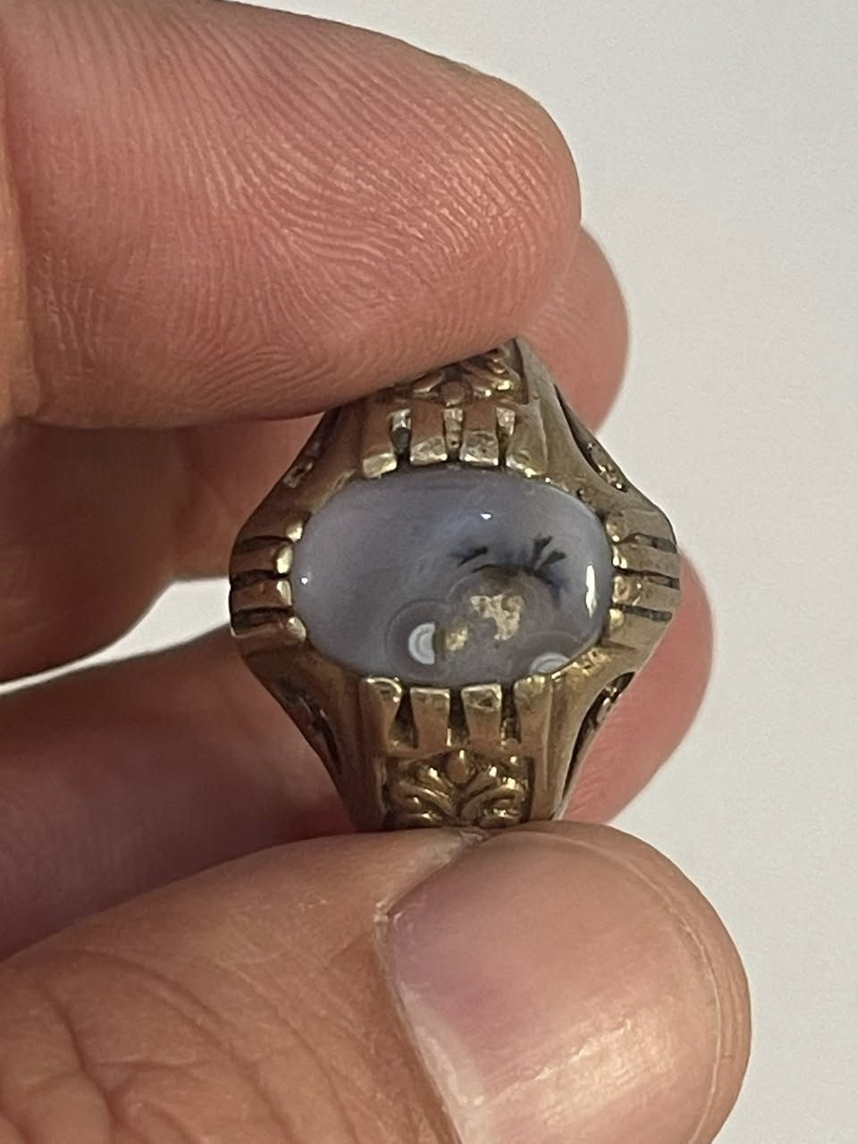 سلام عليكم شباب 
محبس شجري سليماني عله قالب نحاس سعره 15 الف قياسه 22 مكاني بغداد قريب عليه كراج النهضه لاء يوجد توصيل


**إذا كنت صاحب هذا الإعلان وتريد حذفه لأي سبب، رجاءا أرسل رسالة إلى الدعم الفني**