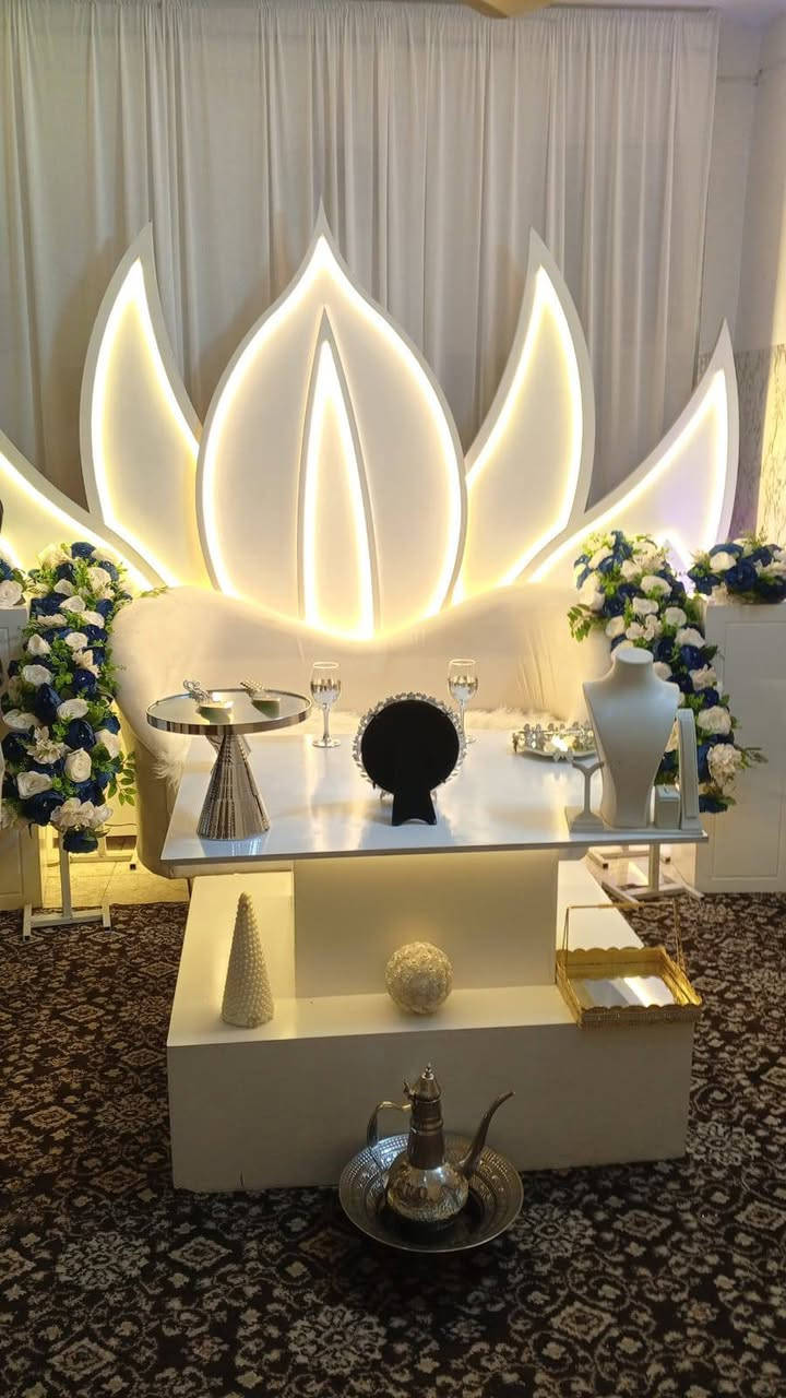 #السلام عليكم يوجد كوشات جميع المناسبات حسب طلب توصلك للبيت جميع محافظه بابل عنوان الحصوه *********** يوجد واتساب او تصال على الرقم#كوشات_مناسبات_زينة
