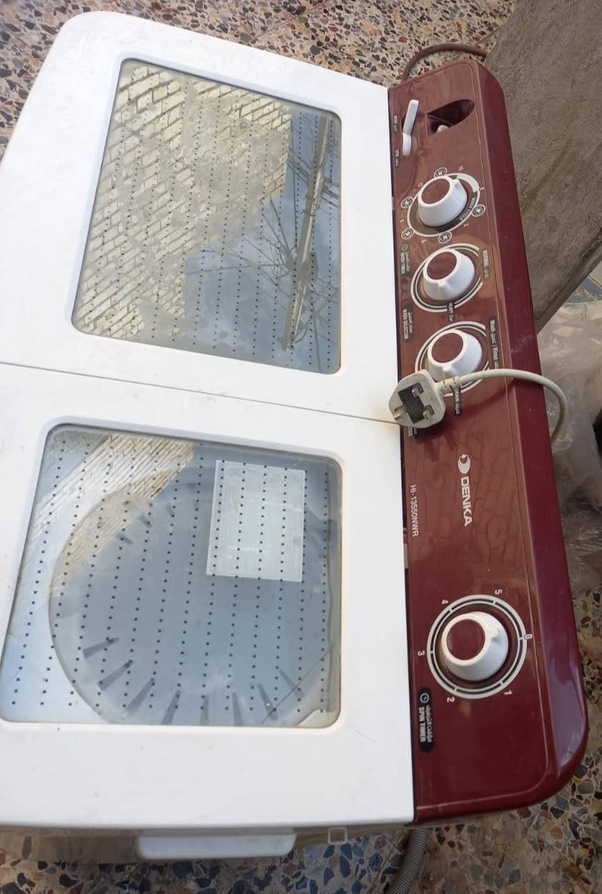 غساله جديده استعمال قليل حجم ١٢ كيلو 
١٢٥ الف اريدها 
للتواصل الاتصال عل هذا الرقم ***********
مكاني الشعب نهايت الفورتات
