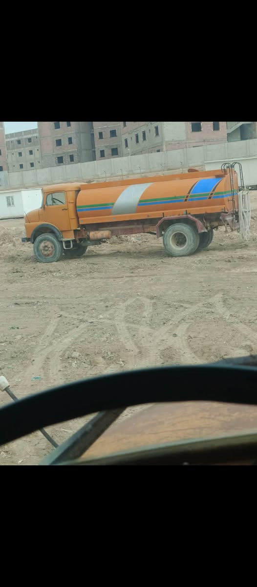 السلام عليكم للبيع ابوردين  موديل 81محرك كير شاصي اكسن كفاله
للستفسار ***********
