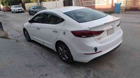 النترة ٢٠١٨ خليجي بيه اشخوط بل باب ابصف السايق خفيفه ممصلح تصلح كارت والدوسه اشويه اموضحه بل صورة مكفوله من الحادث كير محرك مكفول ماشيه ١٦٠ بغداد الكرخ السعر ١٦٥ او بيه مجال *********** Colombo
