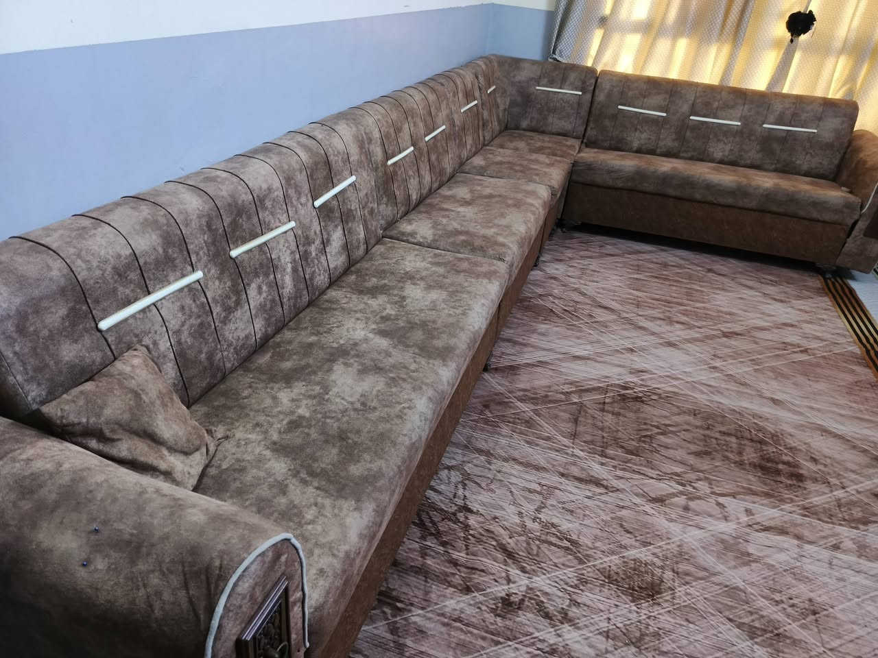 السلام عليكم تخم 5 قطع 7 امتار للبيع السعر 225 مكاني الديوانية المركز ***********
