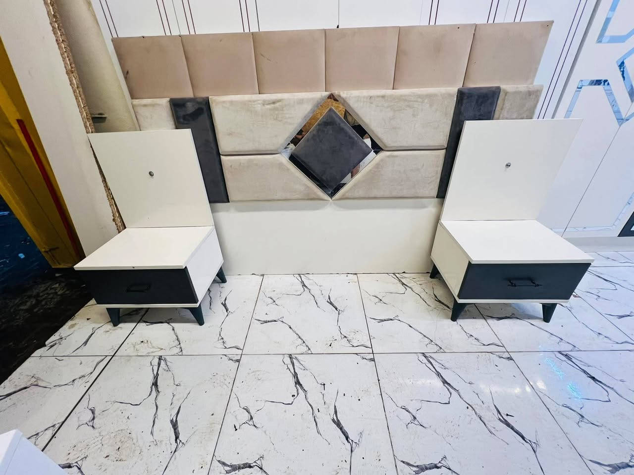 غرفة نوم مستعملة🇹🇷
نضافة٨٠ ٪💯
عدد القطع / 5
نضام / أبواب 💢 
سعرهة 500🔒
شد ونقل داخل بغداد مجاني🚛
يوجود توصيل محافضات

هدية 🎁 طابورية اضافية


**إذا كنت صاحب هذا الإعلان وتريد حذفه لأي سبب، رجاءا أرسل رسالة إلى الدعم الفني**