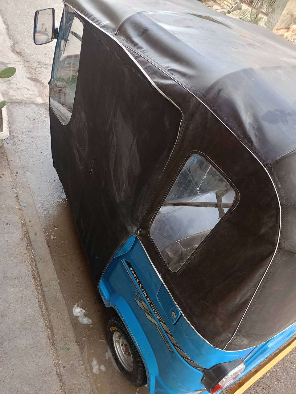 السلام عليكم Tvsللبيع موديل 22
التكتك بأسمي تحويل ثاني يوم رقم نكليزي 
هزة جديدة
المحرك مكفول ما مفتوح بيه برغي
التكتك شوفة عينك نظيفة

المكان المحمودية
تواصل ***********
السعر 6700وبيهه مجال حك الجية
