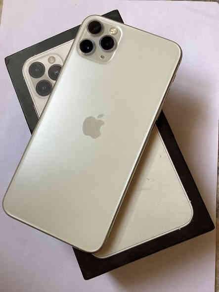 11 برو ماكس ب 400 الف
ذاكرة 256
بطارية 85
لون ابيض
كارتونة اصلية
مامفتوح ولامبدل
كربلاء الحسينية (طريق بغداد)
***********
