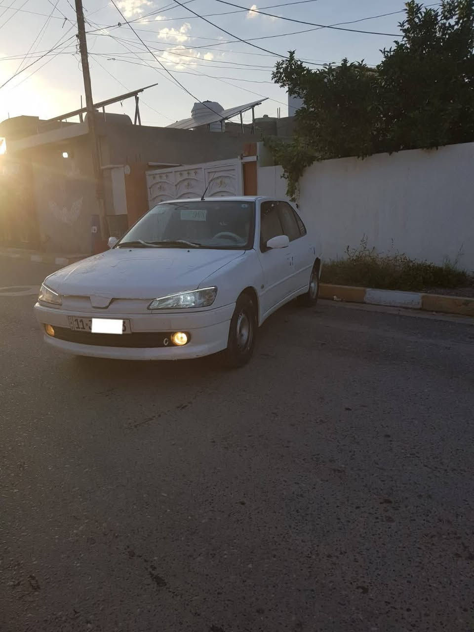 السلام عليكم ورحمة الله للبيع بيجو 306 رقم بغداد دولي شرط التحويل نضيفه صبغ فقط البونيد بدون ضربه شرط و الباقي كلين ولا شخط تايرات جديد محرك كير جديد كلها جديده السياره ايرباك سليم السياره مكفوله كفاله عامه عن الضربه و الصبغ و المعجون ماعدا البونيد 
السعر المطلوب 58  مكانها الشرقاط
رقم الهاتف ***********
