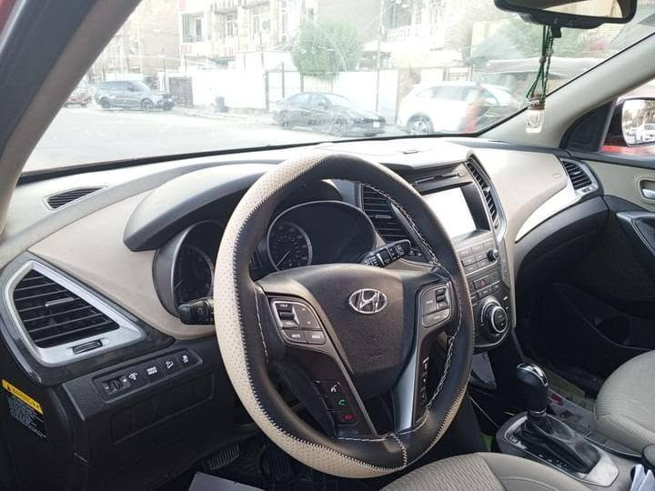 سنتافيا 2017 وارد امريكي 
مكينه 2400GTA
حارث بنيد فقط بدون اي دواخل 
تخم تاير جديد 
مكينه جديده 
السيارة كلشي معايزهه 
السعر 140ورقه 
المكان الشعب 
***********
