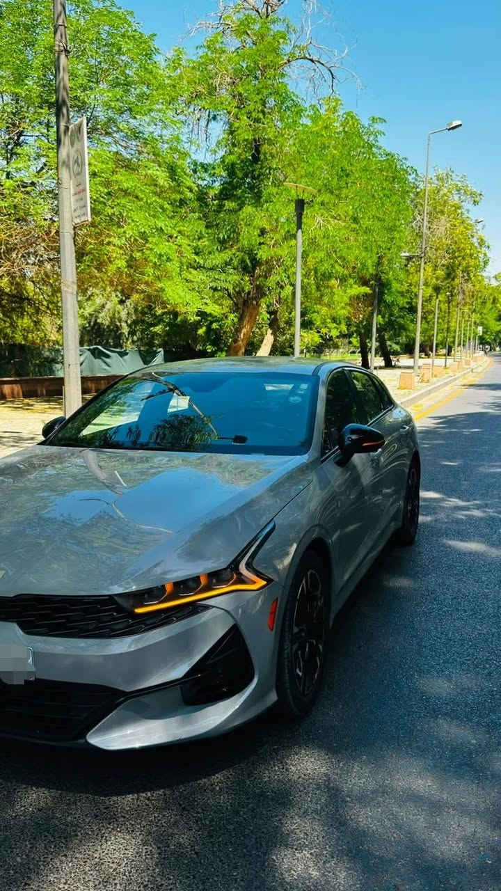 سلام عليكم بدون مقدمه نضام كمبيالة 
معرض الريان وفر لكمبيالة 
k5 موديل 2024
* موديل: 2024
* الفئة: GT-Line
* الداخلية: أحمر (Red Interior)
* المقاعد: جلد
* تدفئة للمقاعد الأمامية ♨️
* تشغيل بصمة (Smart Key)
* شاشة مع Apple CarPlay وAndroid Auto
* كاميرا خلفية
* حساسات
* مثبت سرعة
* نظام المحافظة على المسار
* مراقبة النقطة العمياء
* جنوط رياضية
* إضاءة LED
* السيارة نظيفة وجاهزة للفحص
* ⁠السعر 190
* ⁠للاستفسار واتساب فقط *********** علي العلوي بغداد, العراق
