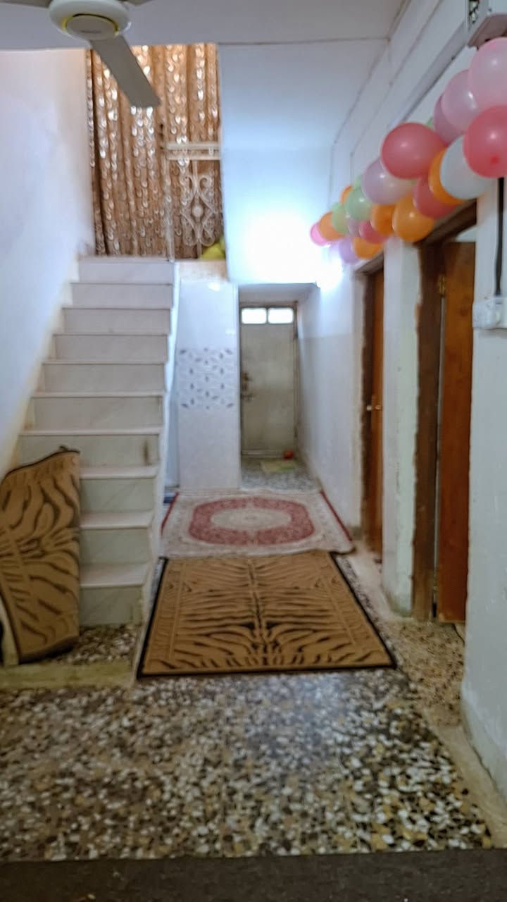 البيت للبيع المحمودية حي الشهداء طابق واحد مساحة ١٢٦ متر طابو صرف الايتفسارعلى رقم واتساب ***********
