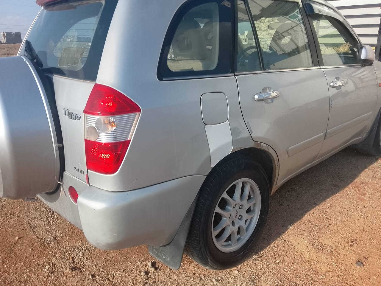 سلام عليكم اسعد الله اوقاتكم سياره  شيري تيكوو موديل 11 سياره مثل مشوفون حلوه وكاعده بيهه عطل بلمكينه ابيعلك سياره عاطله هيه دير بس متشتغل مافرغيلهه ملتزمين بشغل سياره بسمي  تحوبل ثاني يوم مشروع وطني رقم بابل السعر 35 وبيهه مجال للشراي مكاني الانبار رمادي
وهذه رقمي *********** واتساب + اتصال
