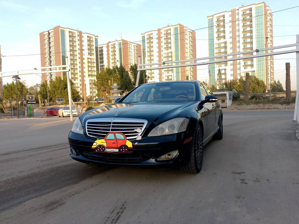 سلام عليكم مارسدس  خليجي550  Sكلاس باب طويل رئاسي موديل ٢٠٠٩ متومه وجاهزه ارقام وسنويه اصلي لون نيلي غرفته عسلي حلوه محرك كير صدر تخم تاير جديد جاهزه بيه  طخه بين لبوب وداير مال جاملغ مكحله  يعني انساها تبريد ثلج صدره نضيف تخم تاير جديد لايت زينون أبواب شفط صندوق شفط زراك لايت سعر 78 ومجال لشراي بيع او مراوس العنوان بغداد ***********
