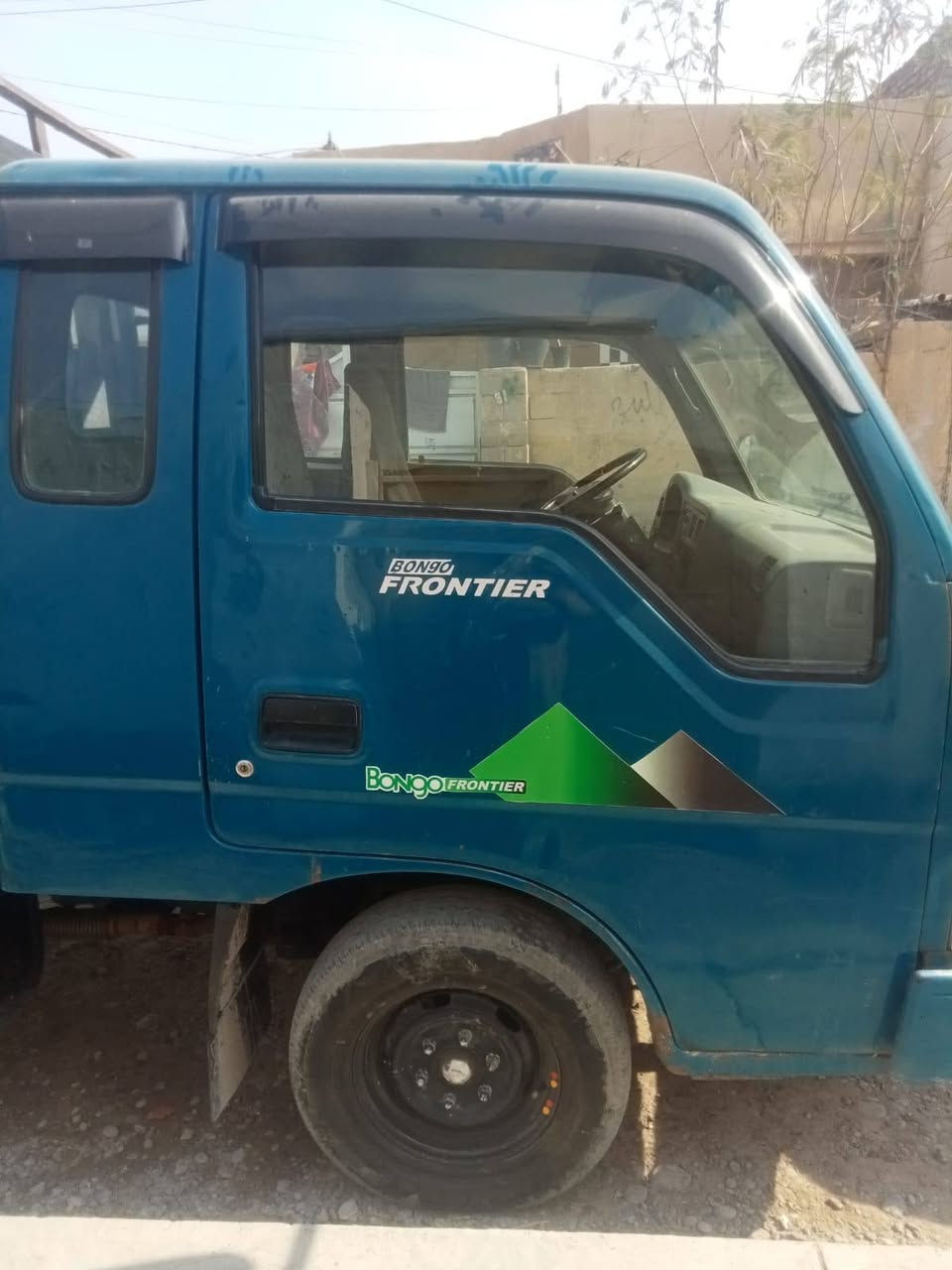 السلام عليكم كية فنتير قلاب موديل 1998 السياره جاهزه مابية اي نقص لبيع مكاني بغداد الكمالية تحويل مباشر السعر ٥٥ وبية شوية مجال وهاذا رقمي ***********
