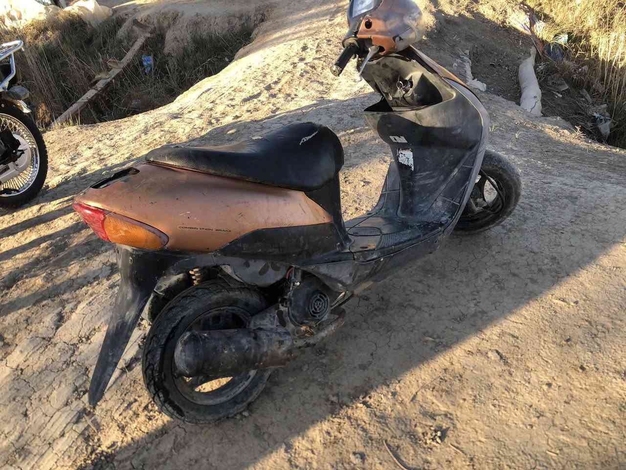 سازوكي للبيع نضيفه ما بيه شي  سعر 170وبيه مجال قليل ***********
