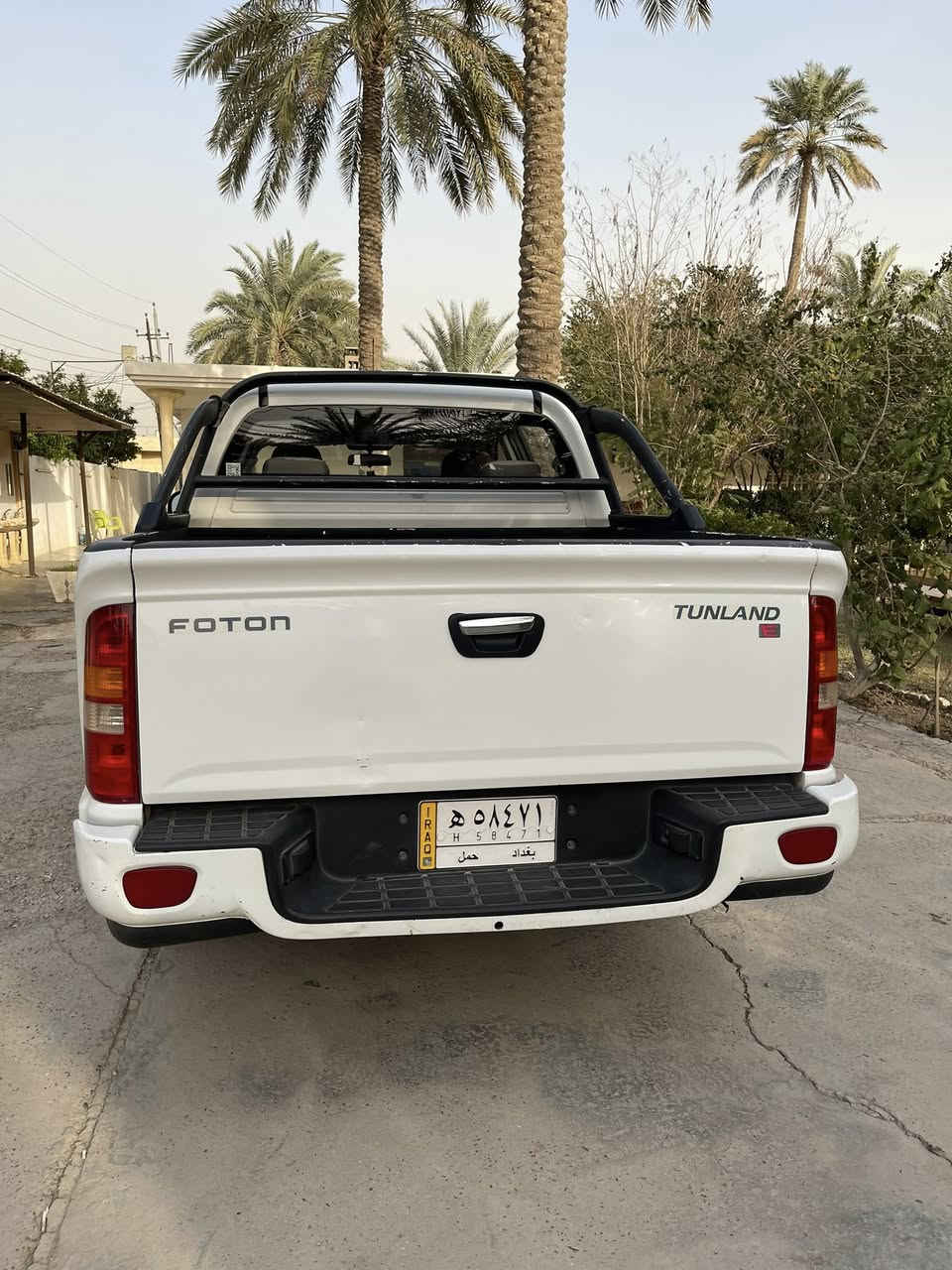 سلام عليكم للبيع بيكم فتون صيني
موديل 2021 
ماشية 74 الف كليو متر 
كير عادي السياره مكفولة كفالة عامه عده بيه كم ملاحظة كير و مكينة مكفولات و بحالة جيدة 
سعر 98 ورقه و قابل للتفاوض ملاحظة سعره بشركة اكثر من 13 الف دولار و السياره سعره كلش مناسب و عملية جدا 
مكان السياره بغداد الكاظميه السياره حره و تحويل ثاني يوم
***********
