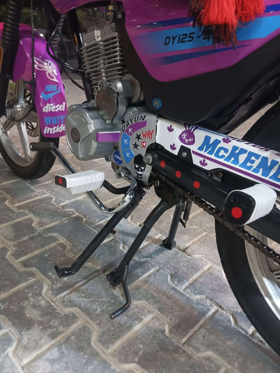 سلام عليكم دايون عضم مديل 23
مكفوله كفاله عامه من كلشي
مابيه كل نقص وجاهزه
نصبه شكل ماشالله تموت
مكاني كربلاء امن داخلي  قرب سيد محمد
سعر خاص و تصل وابيك اخيرر ودلل
رقم تليفوني *********** 💁‍♂️؟# 
                 🤳
