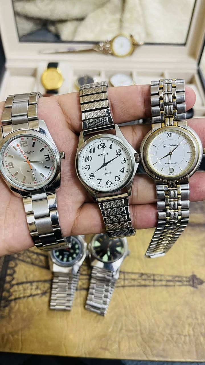 للبيع 11 ساعه باله اصلي ونضيف وشغال السعر 200 الف 
وستند عدد 2 شغال نصب تكويك 
بولسار شمسي قمري سناتر كله شغال
تايمكس شغال 
ساعه طيارين 
الكتروني سولر نوادر


**إذا كنت صاحب هذا الإعلان وتريد حذفه لأي سبب، رجاءا أرسل رسالة إلى الدعم الفني**