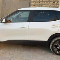 سلام وعليكم سيلتوس موديل 24حادثه موضع بصوره مدفوع كمرك وضريبه بس ترقم ...