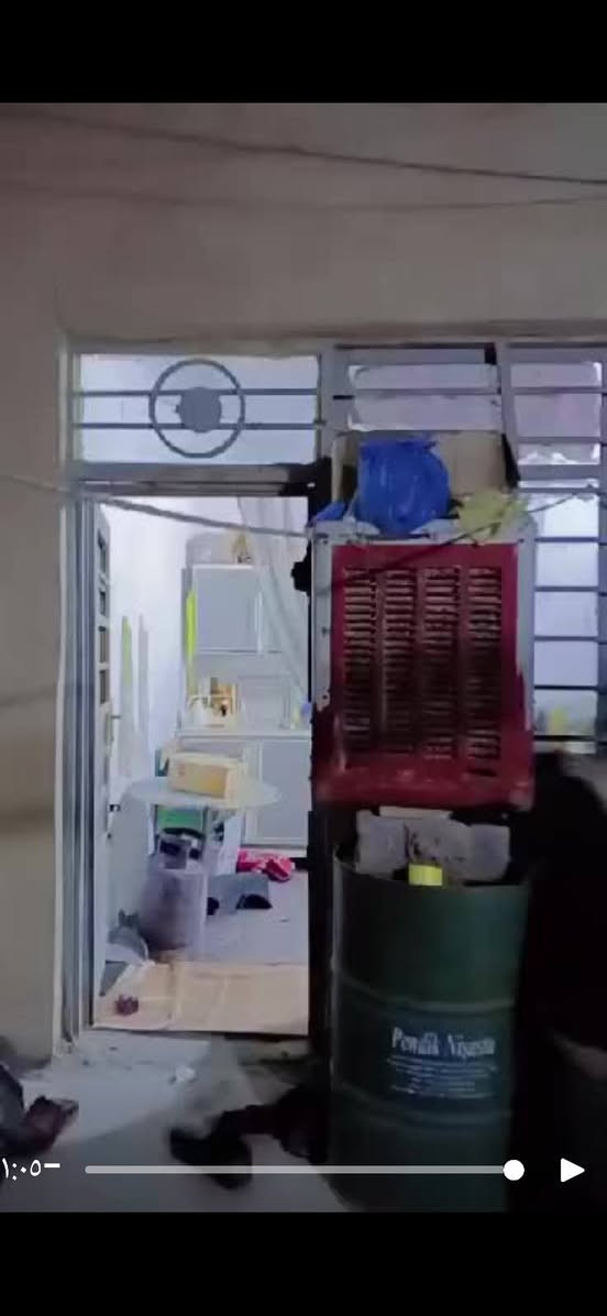 بسعر جدا مناسب دار طابو صرف  للبيع خلفي
مساحه 144متر مدخل5متر
طابق واحد عكاده
يتكون من غرفتين نوم وصاله واستقبال وصحيات وطارمه وسطح السعر60قابل لتفاوض
العنوان كربلاء قرب كراج حي العامل وثالث بيت عن الشارع العام
حبايب رقمي بي واتساب راسلني ومباشر تتحول على ابو البيت رسمي ***********
